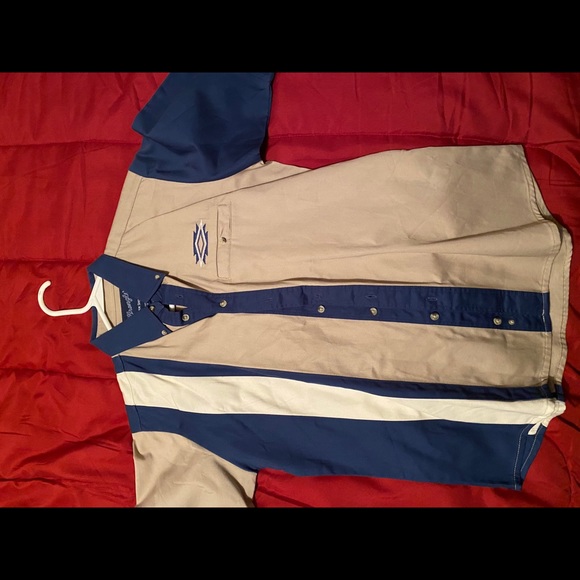 Western Wrangler Button Up - Picture 1 of 2